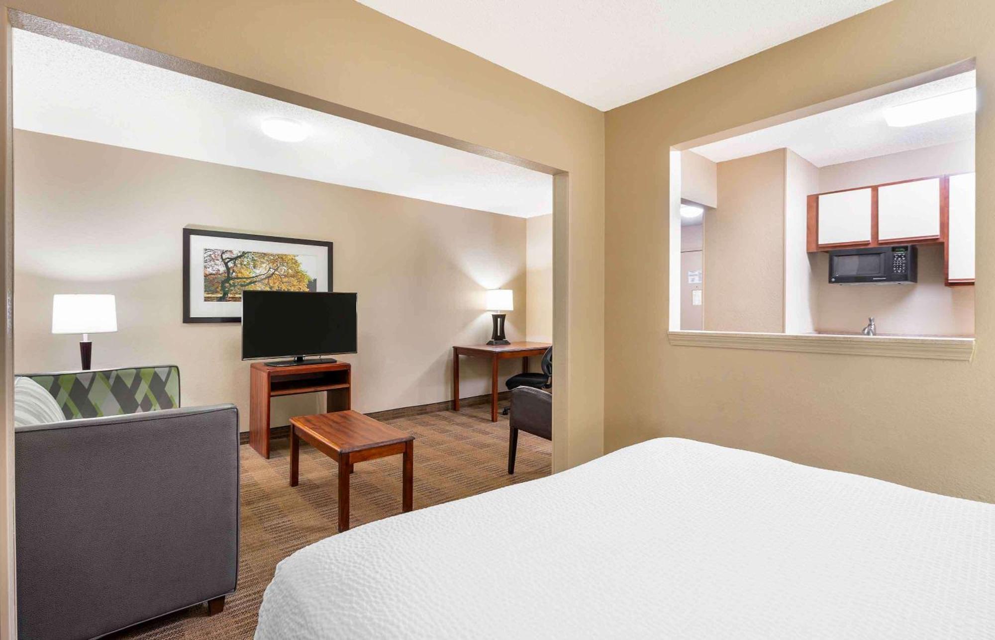 เอ็กซ์เทนด์ สเตย์ อเมริกา เดย์ตัน แฟร์บอร์น Hotel ภายนอก รูปภาพ